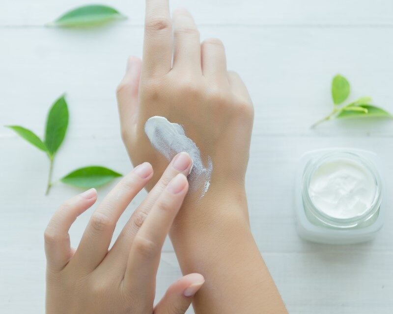 CPSR pour les crèmes pour les mains et les huiles pour cuticules : Sécurité cosmétique de l’UE pour les produits d’usage courant